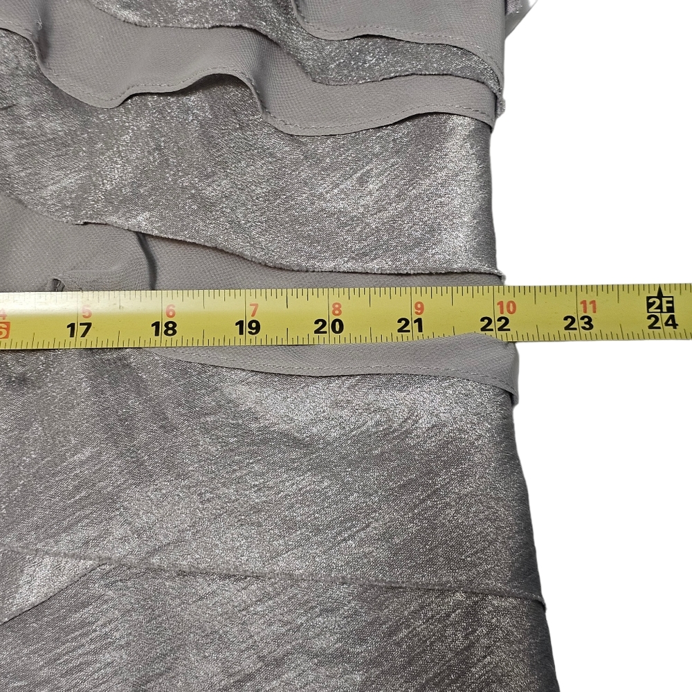 London Times Tiered Shutter Sheath Cocktail Silver Rosette Dress Size 18W - Picture 11 of 12